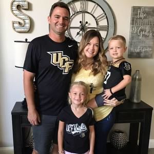 Meet your Posher, Laura